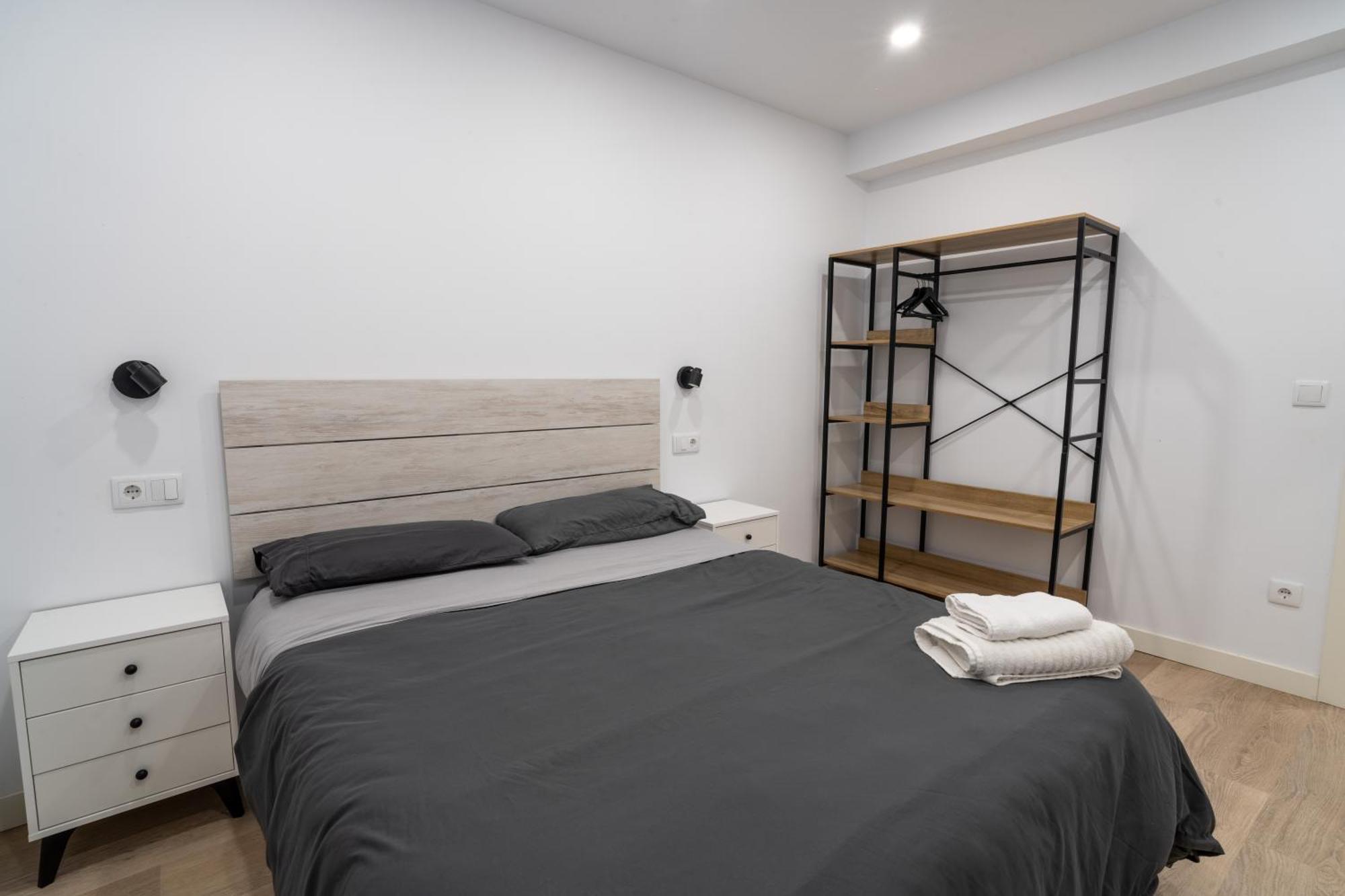 Tu Piso Nuevo En El Centro De *